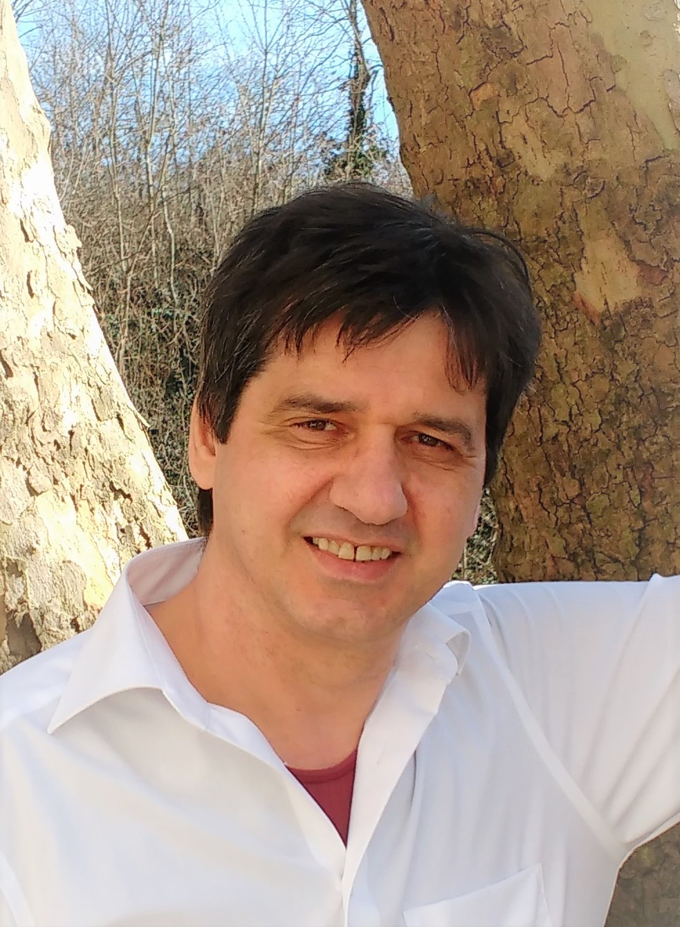 Sakis Stavrou im Freien